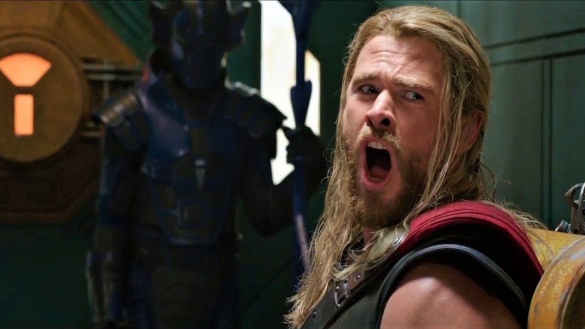 Крис Хемсворт разозлился, когда Капитан Америка поднял молот Тора в «Финале»