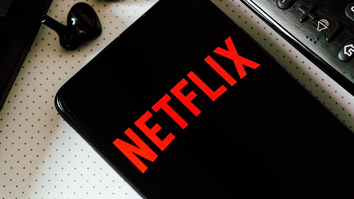 «Как здесь вещать?»: Netflix грозит закрытие на территории России