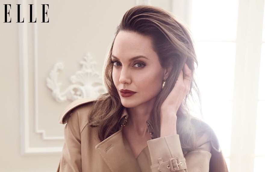 Анджелина Джоли рассказала об «охоте на женщин» в авторской колонке для Elle