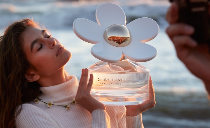 Видео: Кайя Гербер в новой рекламе аромата Marc Jacobs Daisy Love