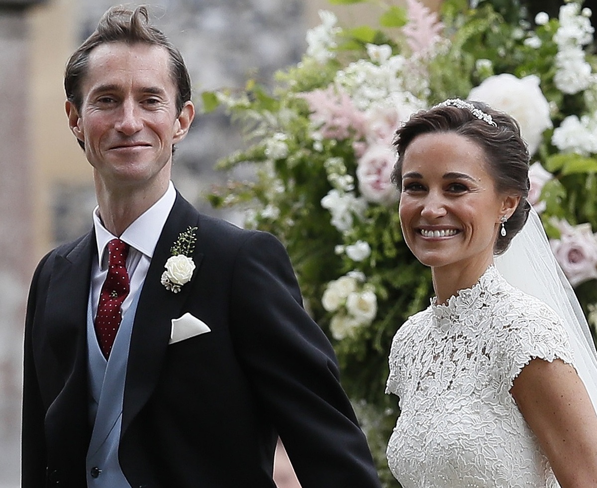 Журналисты считают, что Кейт заказала на свадьбу три платья
