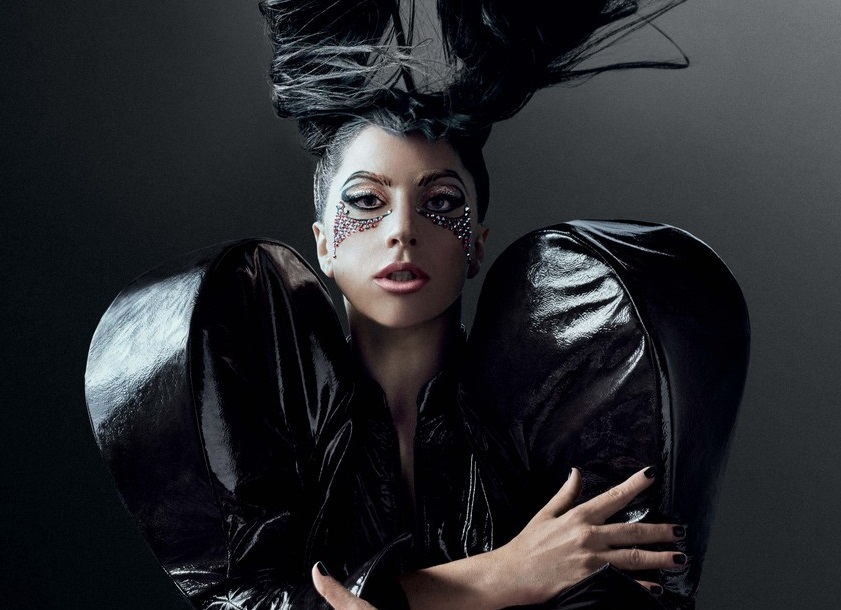 Леди Гага снялась в рекламе бренда часов Tudor