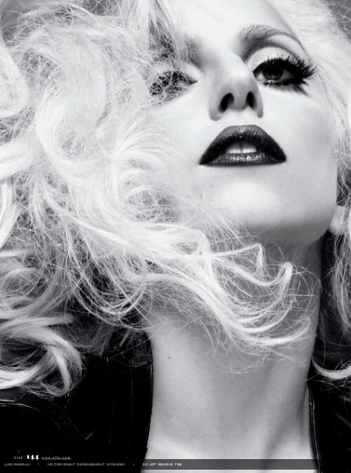 Видео: Lady Gaga на съемках для журнала Elle