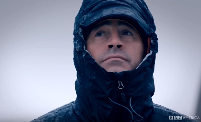 Мэтт ЛеБлан знакомится с печально известной английской погодой в новом тизере Top Gear