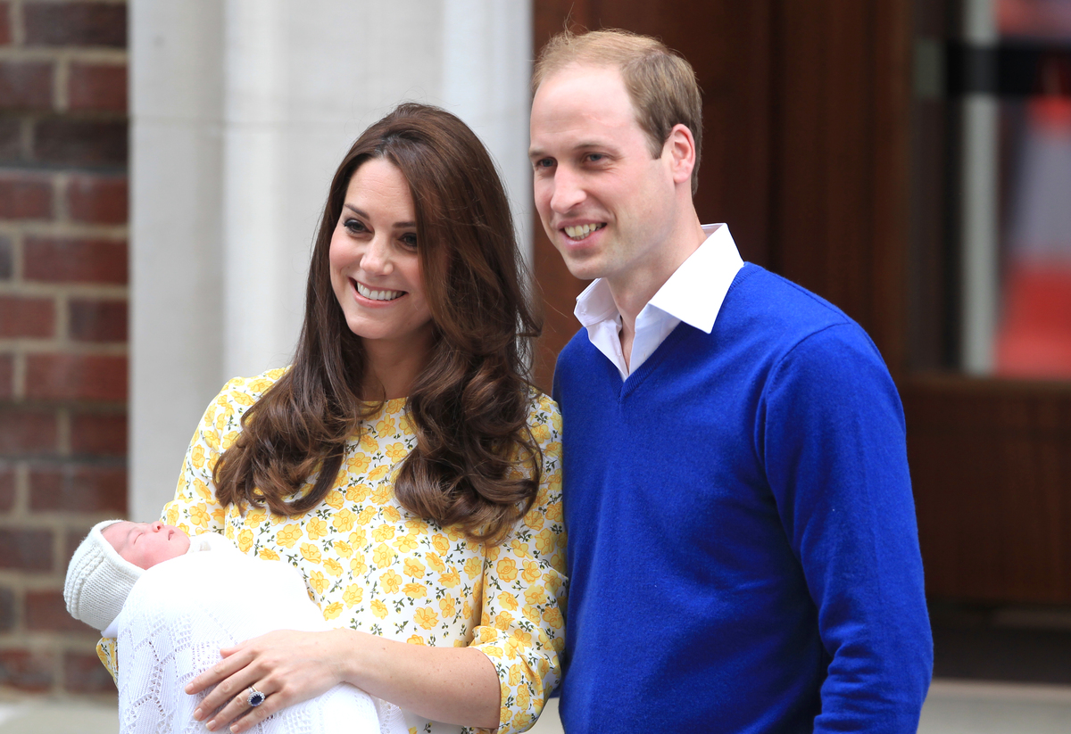 Принцесса Шарлотта доставляет родителям меньше хлопот, чем принц Джордж