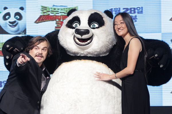 Фото: праздник панд на премьере «Кунг-фу Панда 3» в Корее