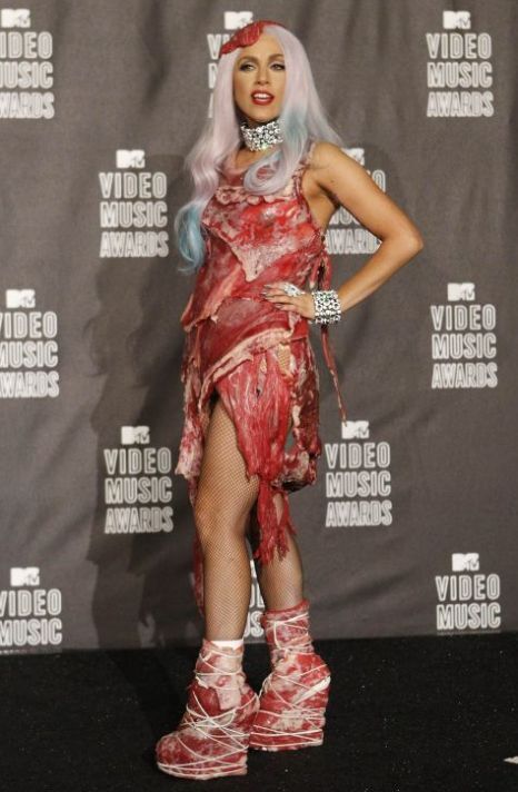 Мясники Джерси не рекомендуют надевать мясной костюм Lady GaGa