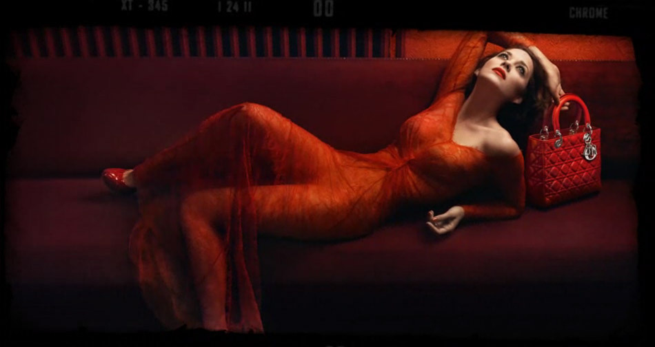 Марион Котияр в рекламе Dior Lady Rouge