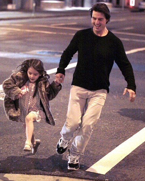 Том Круз с любимой дочкой в Ванкувере