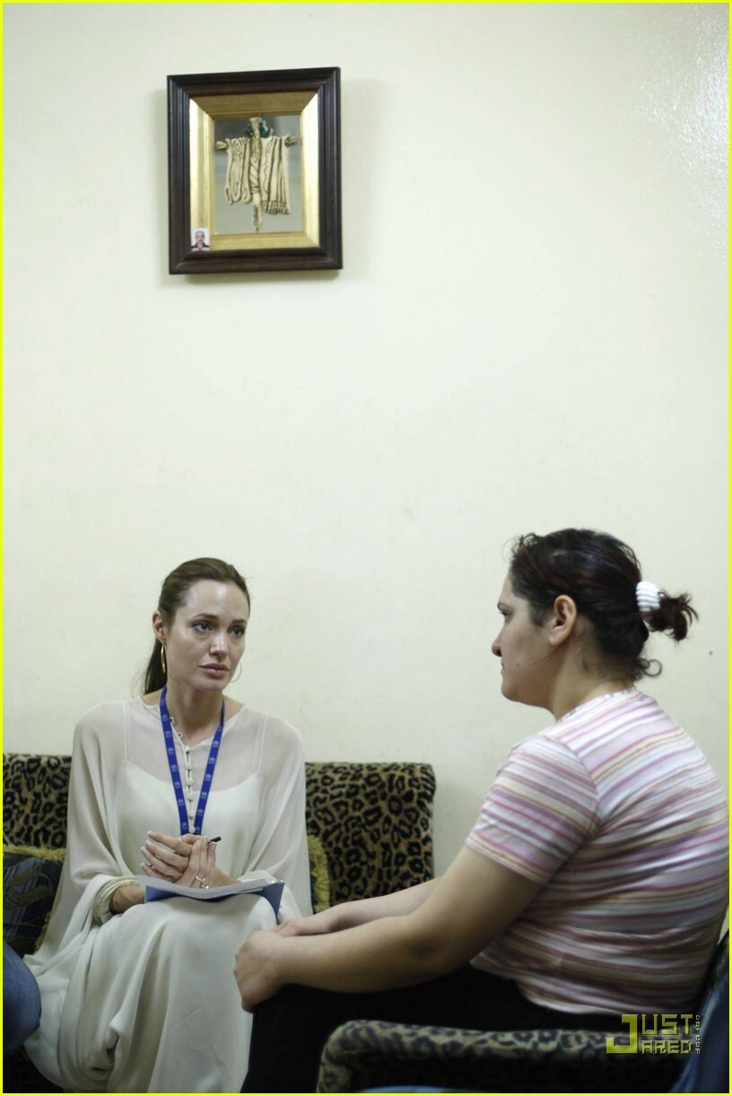 Анджелина Джоли и Брэд Питт в Сирии