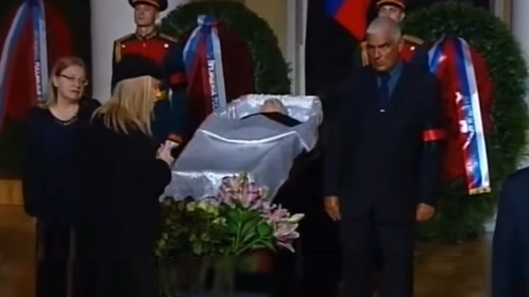 Пугачеву похоронили. Пугачёва на похоронах горбачёва. Пугачева 2022 Горбачев. Похороны Пугачевой Аллы 2023.