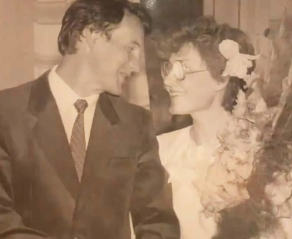 Муж Елены Малышевой. Свадебное фото Малышевой Елены с мужем. Свадьба Елены Малышевой, 1987 год.